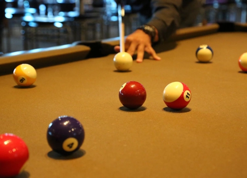 Should you participate in billiards betting?